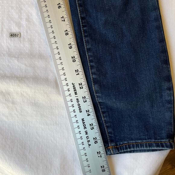 Universal Thread Women Skinny Jeans size 10 / 30R Blue Mid Rise Boot Cut - Picture 5 of 10